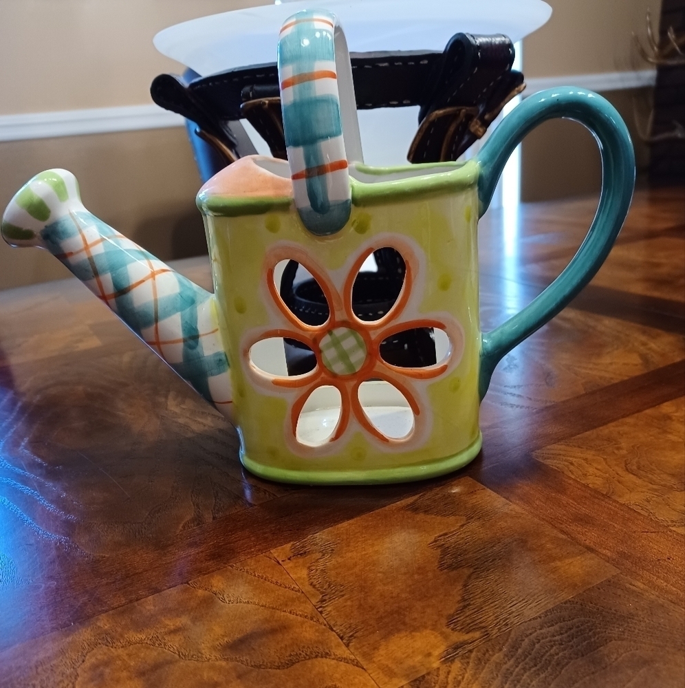 Vintage Decorative watering pitcher, great for candles inside, Or Decore.